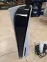 PlayStation 5 Disc Edition, снимка 2