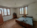 продавам къща в село Лесичово, снимка 5