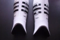 Футболни кори Adidas футбол калци протектори спорт топка гол бяло черно спортист футболист обувки, снимка 4