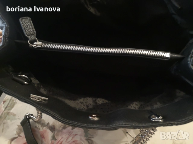 Armani Exchange, снимка 9 - Чанти - 54418933