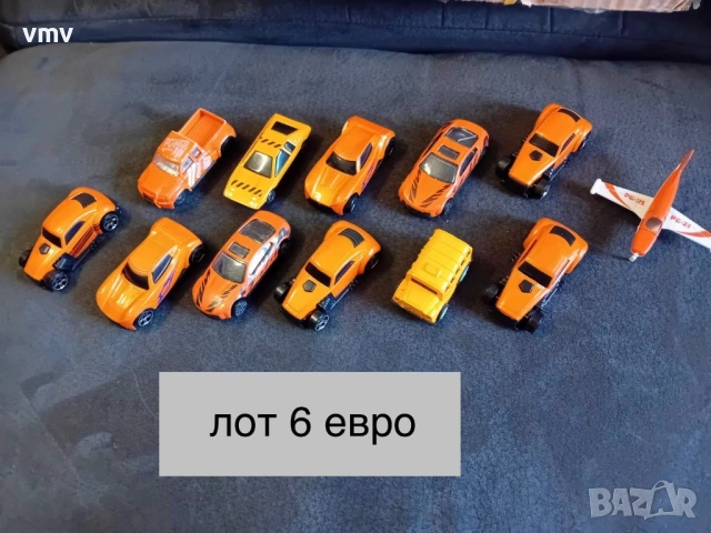 Стари колички по цветове, снимка 2 - Колекции - 54208609