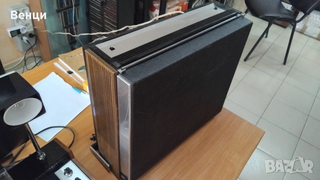 Grundig TK 248 с вграден усилвател и говорители, снимка 15 - Декове - 54203111