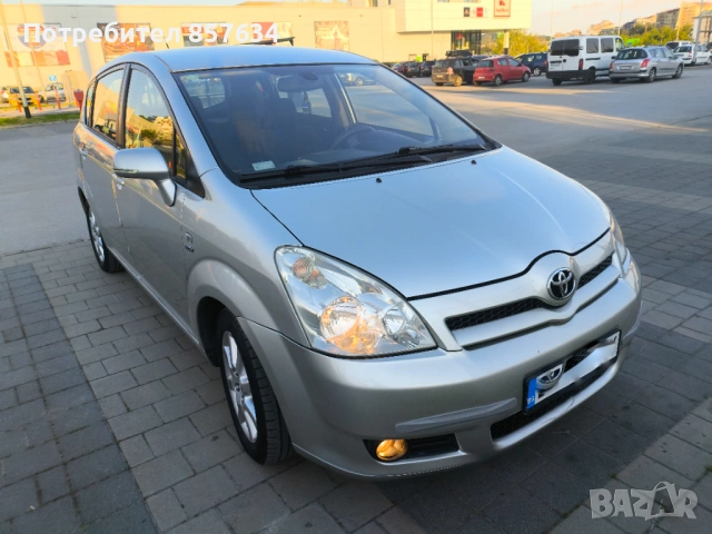 Продавам Toyota Corolla Verso бензин-газ 1,8-129 к.с. 2005 г., снимка 3 - Автомобили и джипове - 54439010