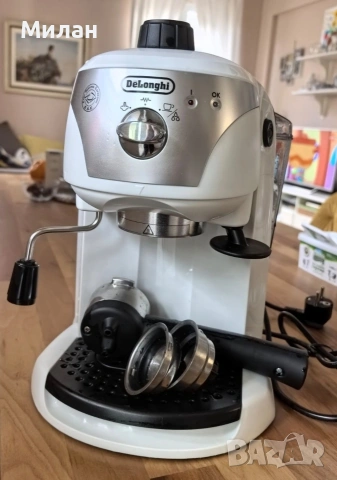 Продавам кафемашина Delonghi EC221.W, снимка 2 - Кафемашини - 53974192