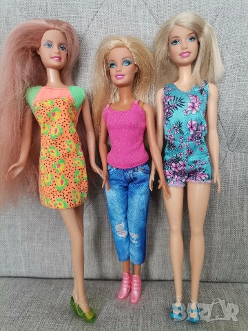 ВСИЧКО заедно 20 Евро! Лот 7 кукли Барби, Дефа Луци, MF с дрехи – ниска цена!, снимка 3 - Кукли - 54099951