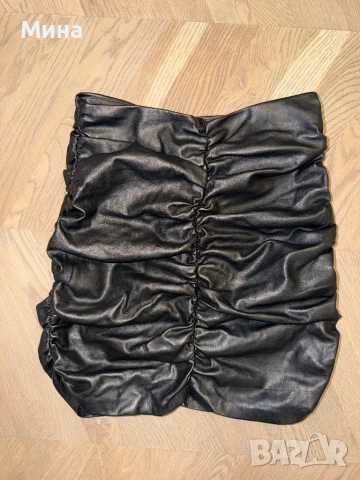 Черна кожена пола Zara, снимка 2 - Поли - 54391714