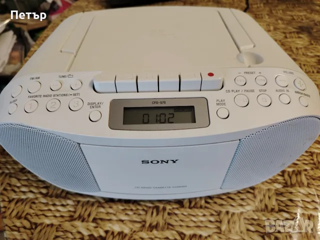 Радиокасетофон Sony CFD-S70, снимка 2 - Радиокасетофони, транзистори - 50152694