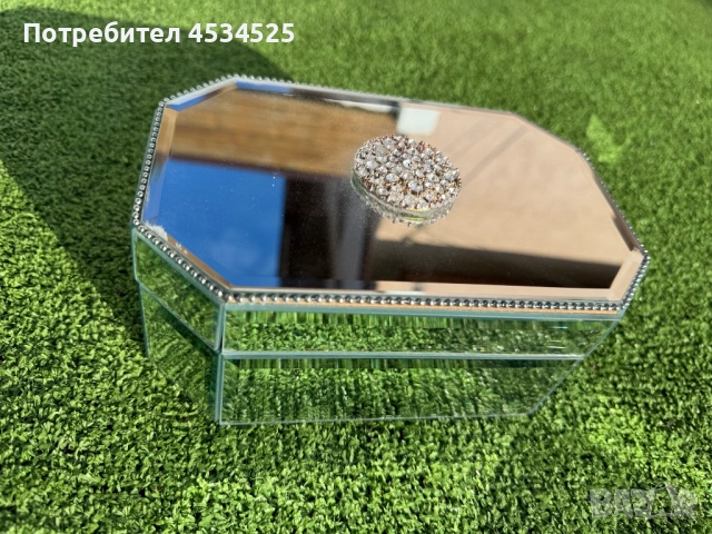 Луксозна огледална кутия "Hollywood Regency" – истинско бижу за всяка стая!