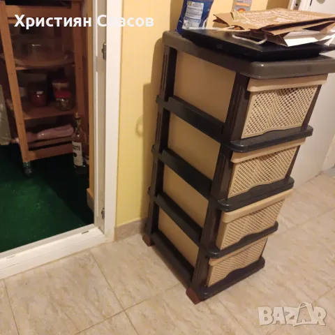 Пластмасов шкаф, снимка 3 - Етажерки - 55420778