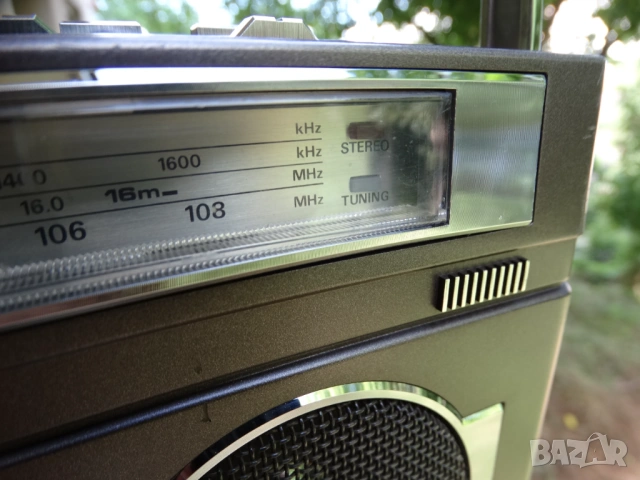 GRUNDIG RR 550 ..., снимка 8 - Радиокасетофони, транзистори - 54721418