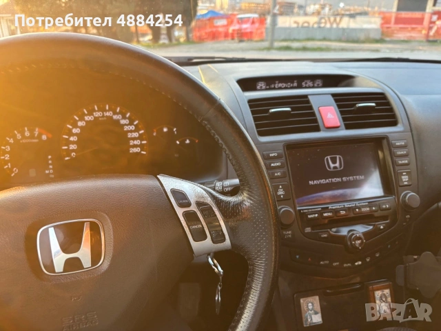 Honda Accord 2.4 i-VTEC COMBI • Автоматик • Газ - Бензин • Отлично състояние, снимка 4 - Автомобили и джипове - 55259854