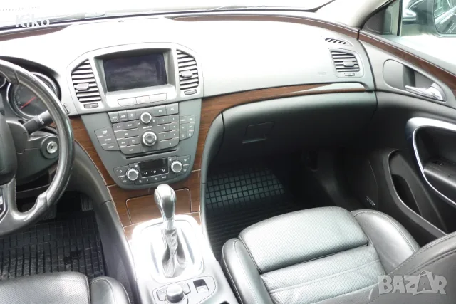 Opel Insignia 2.8 V6 Turbo, снимка 17 - Автомобили и джипове - 55415054