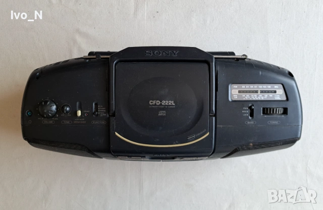CD радиокасетофон Sony CFD-222L-за части., снимка 4 - Радиокасетофони, транзистори - 54944434