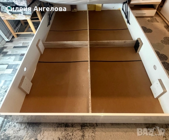 Спалня- с бяла кожа и бял гланц -140/200 с нов матрак TED silver care + подарък топ матрак, снимка 5 - Спални и легла - 54170107