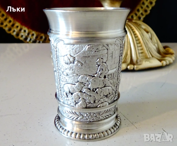 Калаена чаша за ракия с пастирски картини. , снимка 4 - Антикварни и старинни предмети - 54271375