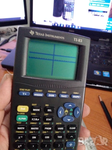 Графичен калкулатор Texas Instruments TI-83, снимка 3 - Друга електроника - 55045147