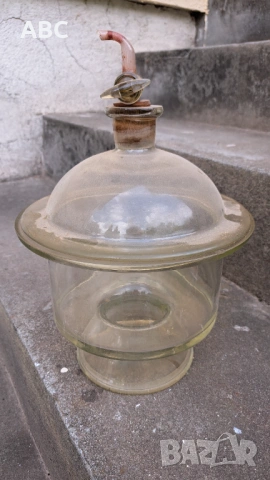 Лабораторна стъклария