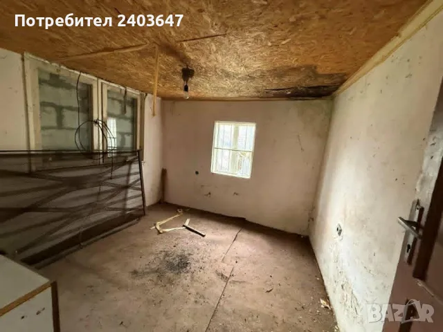 Продавам имот със сграда,гараж и парцел в с.Червена вода област Русе, снимка 12 - Къщи - 53133077