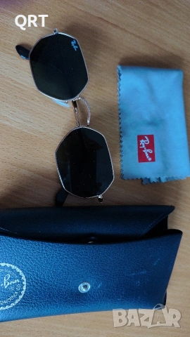 очила Ray Ban,нямат дефекти,с калъф,кърпичка