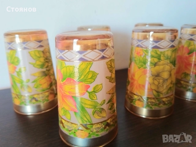 Стъклени цветни чаши от соца,за вода  безалкохолно. , снимка 5 - Чаши - 54566115