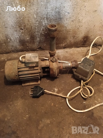 водна помпа 