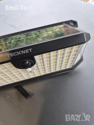 2 соларни LED лампи TECKNET – 546 LED + подарък 495 LED, датчик, IP66, снимка 17 - Лед осветление - 54592408
