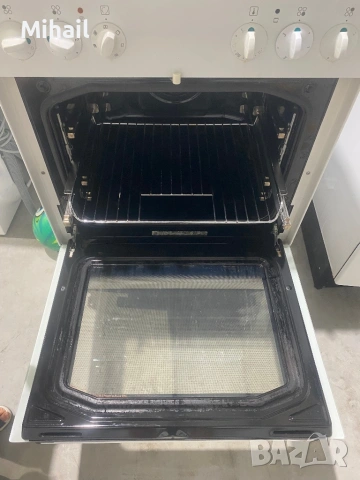 Свободностояща печка Gorenje с керамичен плот, снимка 3 - Печки, фурни - 54877540