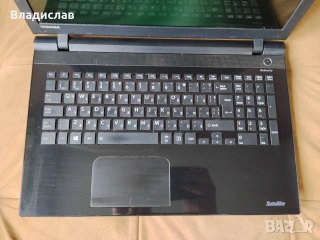 Toshiba Satellite L50-C 4ядрен Intel Pentium нова батерия, снимка 2 - Лаптопи за дома - 55231222