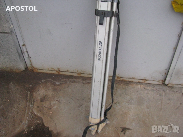 тринога стойка нивел трипод, снимка 2 - Измервателни инструменти - 53951941