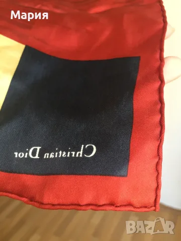 Оригинален Christian Dior Fahrenheit Малък Шал Кърпичка 100% Коприна, снимка 14 - Шалове - 55335295