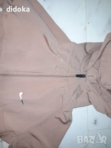 Горнище Nike С размер , снимка 5 - Суичъри - 55435957