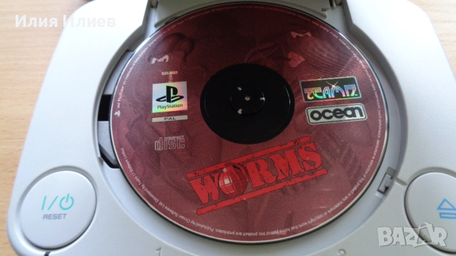 Sony PlayStation ONE SCPH-102 PAL + Worms, снимка 9 - PlayStation конзоли - 55154168
