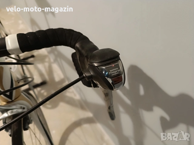 Карбонов шосеен велосипед Specialized Amira , снимка 8 - Велосипеди - 54444620