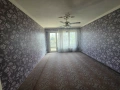Просторен тристаен апартамент с отличен потенциал в кв.Куба,гр.Хасково, снимка 1