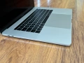 15.4' Core i7 Apple MacBook Pro Late 2016 Silver TouchBar 16GB RAM/512GB SSD/Radeon Pro 455/Бат 5ч, снимка 10