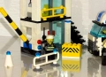 LEGO City 7743 – Полицейски мобилен команден център , снимка 3
