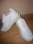 Бели маратонки Nike , снимка 3