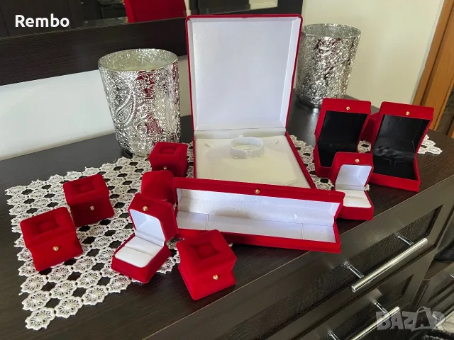 Кадифени кутии за бижута, снимка 2 - Подаръци за жени - 55361584