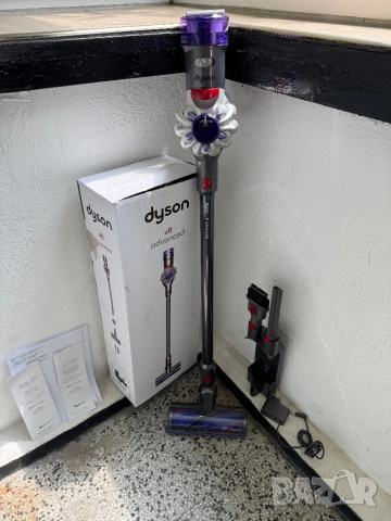 Вертикална Безжична Прахосмукачка Dyson V8 Advanced – 425W Мощност и до 40 мин. Работа!