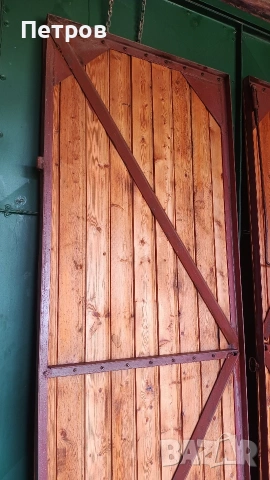 Продавам двукрила плътна врата от винкел, ламарина и чамова ламперия, снимка 3 - Входни врати - 54196557