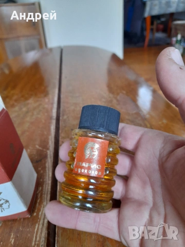 Стар одеколон Парис, снимка 4 - Други ценни предмети - 53950300