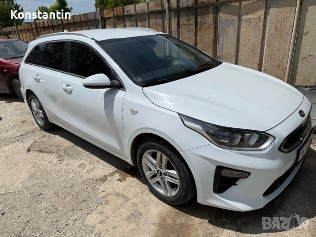 KIA CEED SW 2019 г. Дизел 136 к. Автоматик, снимка 2 - Автомобили и джипове - 54725207