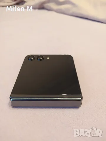 Samsung Z Flip 5 256GB carbon grey, снимка 5 - Samsung - 55629033