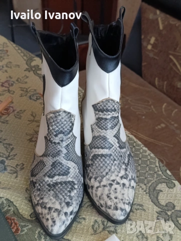 Дамски кожени ботушки