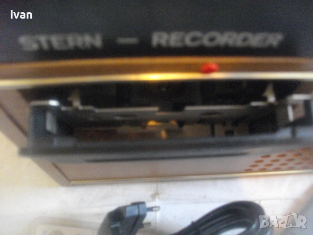 ЧИСТО НОВ РАДИОКАСЕТОФОН STERN RECORDER R 160 ПРОИЗВЕЖДАН В ГДР ПРЕЗ 70-те ГОДИНИ ОТЛИЧНО СЪСТОЯНИЕ, снимка 8 - Радиокасетофони, транзистори - 54646813