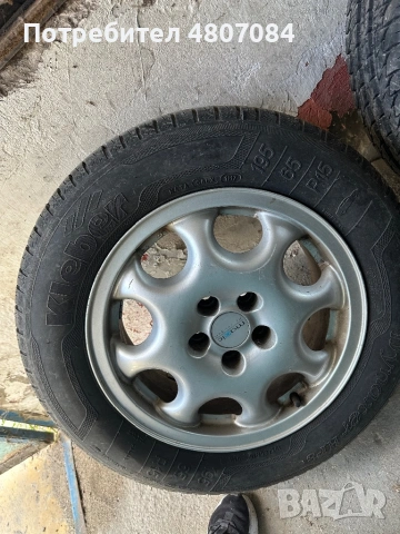 Комплект 15” джанти с летни гуми Kleber 195/65 R15 – топ състояние, снимка 5 - Гуми и джанти - 54305472