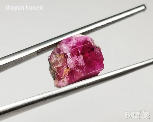 Един от най-редките скъпоценни камъни в света - 1.80 карата Natural Red Beryl (Bixbite) от Юта, САЩ!, снимка 7 - Други - 54772626