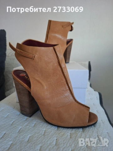 Сандали Coach естествена кожа 