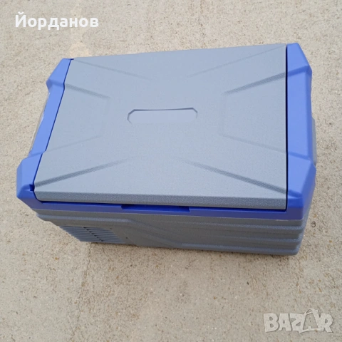 Хладилник-фризер VEVOR NL 30 на 12/24/220 волта, снимка 3 - Хладилни чанти - 54482305