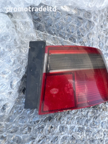 Десен стоп Хонда акорд 5 1997г. Honda Accord, снимка 2 - Части - 54987471